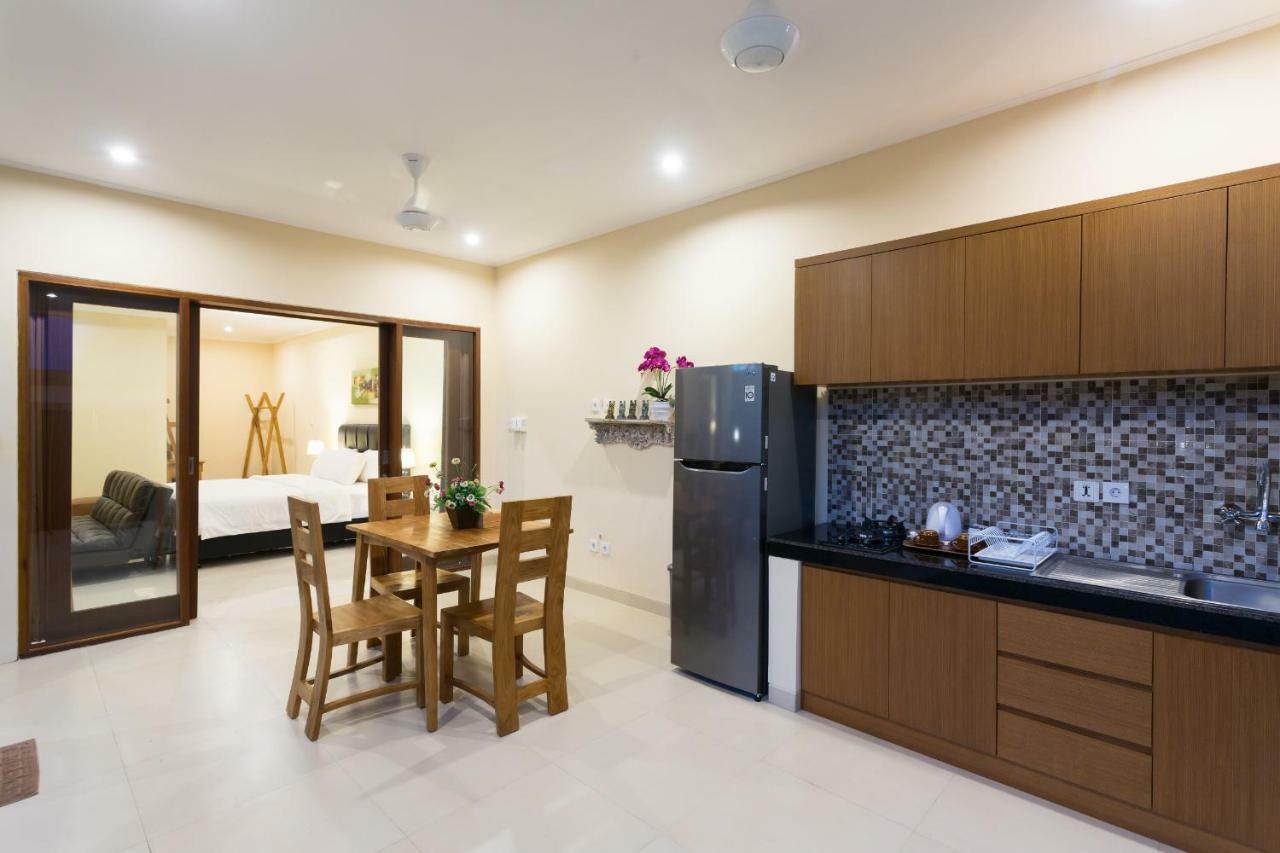 Kubu Petitenget Suite Seminyak מראה חיצוני תמונה